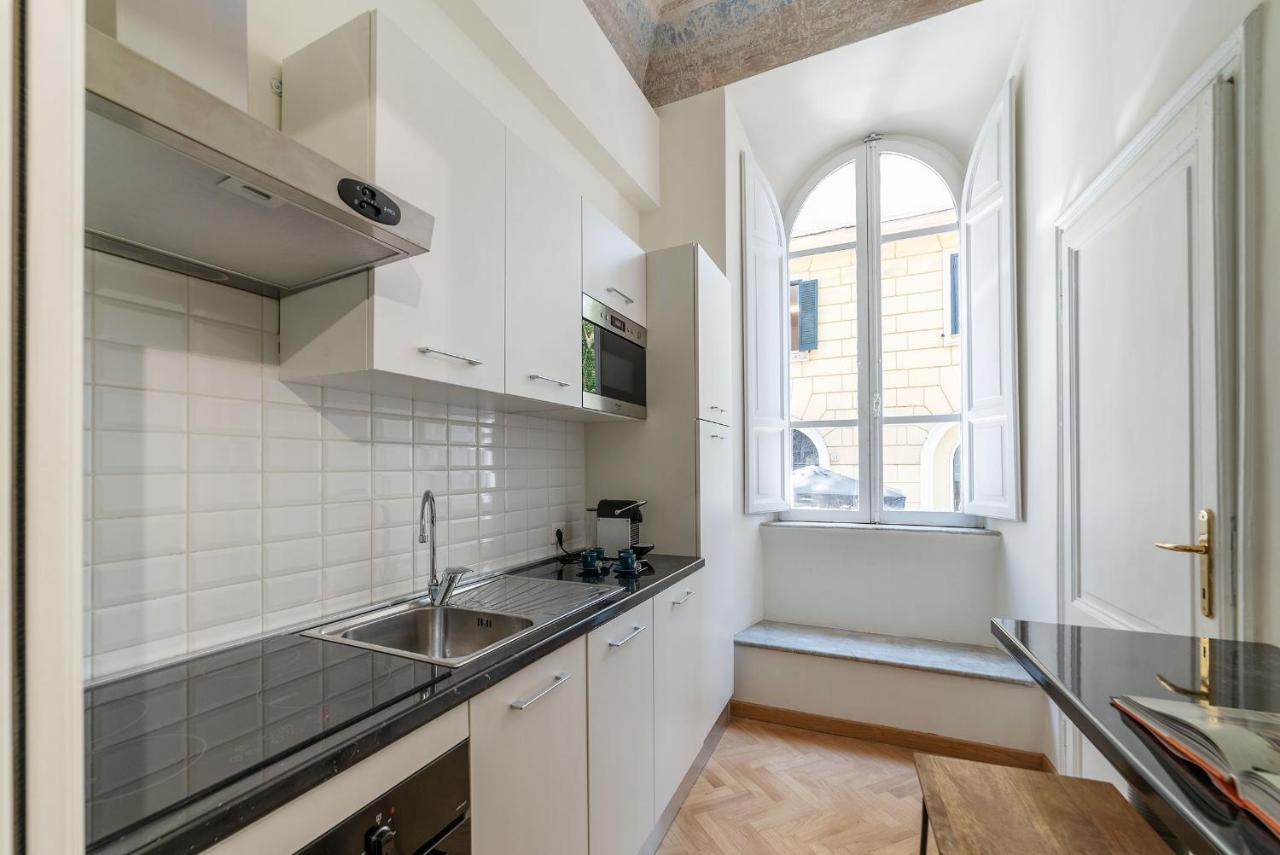 Castro Pretorio Apartment Rome Bagian luar foto